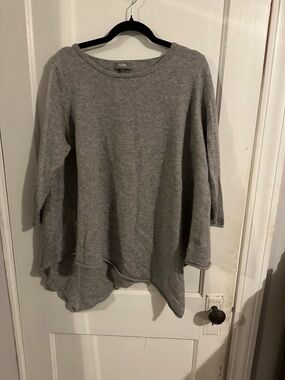 Neiman Marcus cashmere gray sweater.